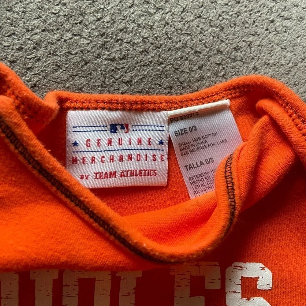 Baltimore Orioles‎ baby onesies 0-3 months